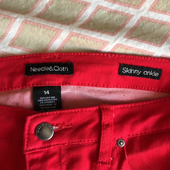 Bright red pants - Picture 6 of 10